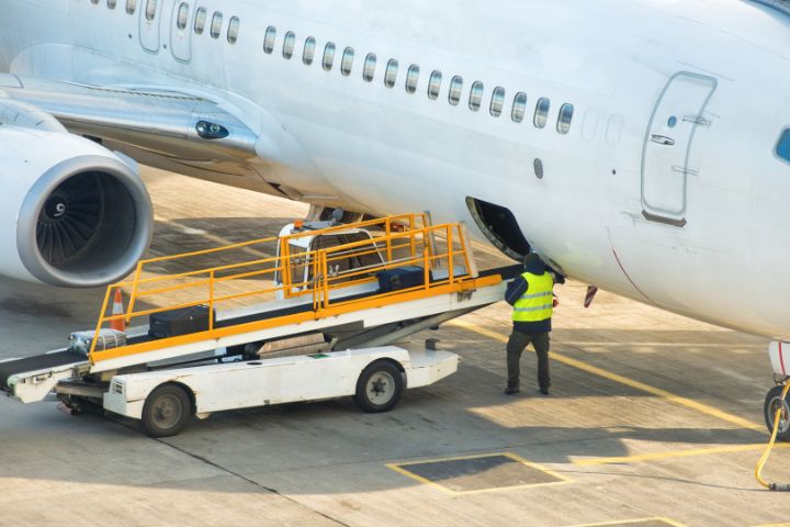 Dịch Vụ Gửi Hàng Đi Tây Ban Nha Nhanh Chóng, An Toàn, Giá Rẻ Dịch Vụ Gửi Hàng Đi Tây Ban Nha Nhanh Chóng, An Toàn, Giá Rẻ