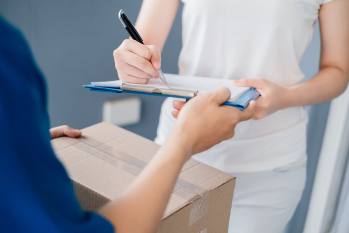 Chuyển Phát Nhanh DHL Cần Thơ - Tiến Việt Express Chuyển Phát Nhanh DHL Cần Thơ - Tiến Việt Express